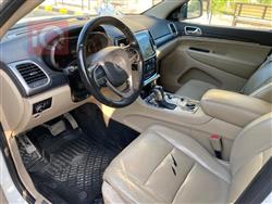 جیپ گراند شیرۆکی